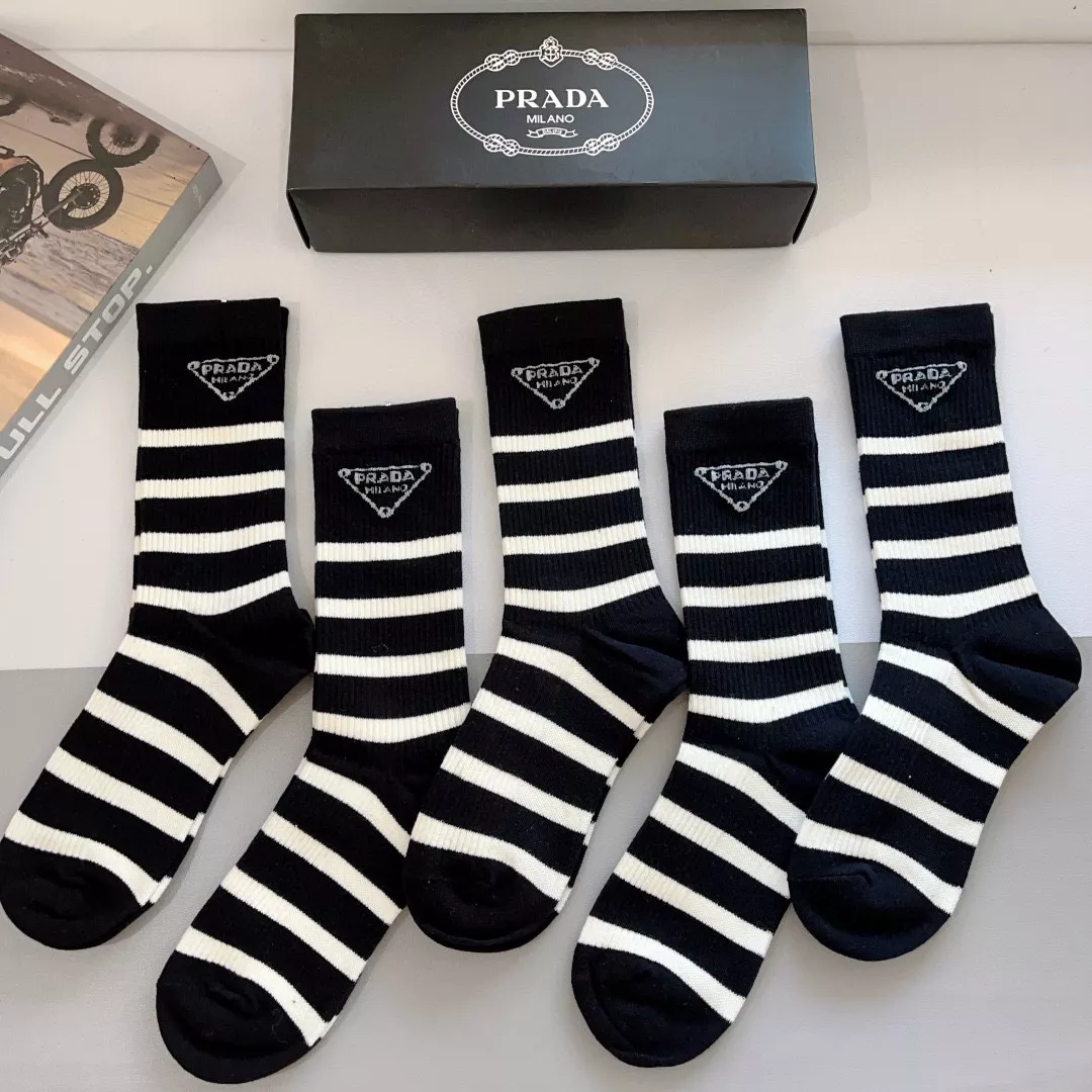 prada chaussettes s_1272b033